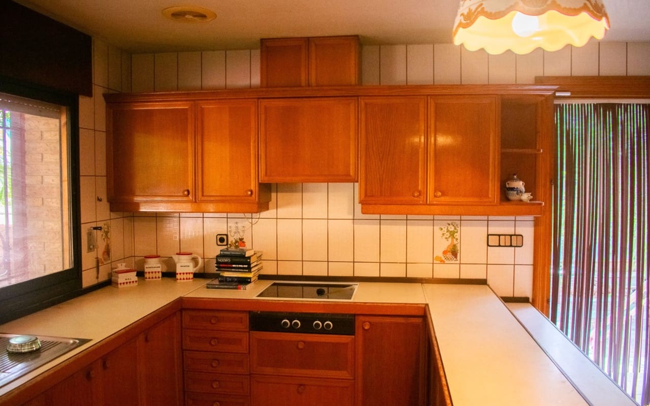 Chalet de 5 habitaciones en Llano de Brujas en venta - 726.000 € (Ref: 9805148)