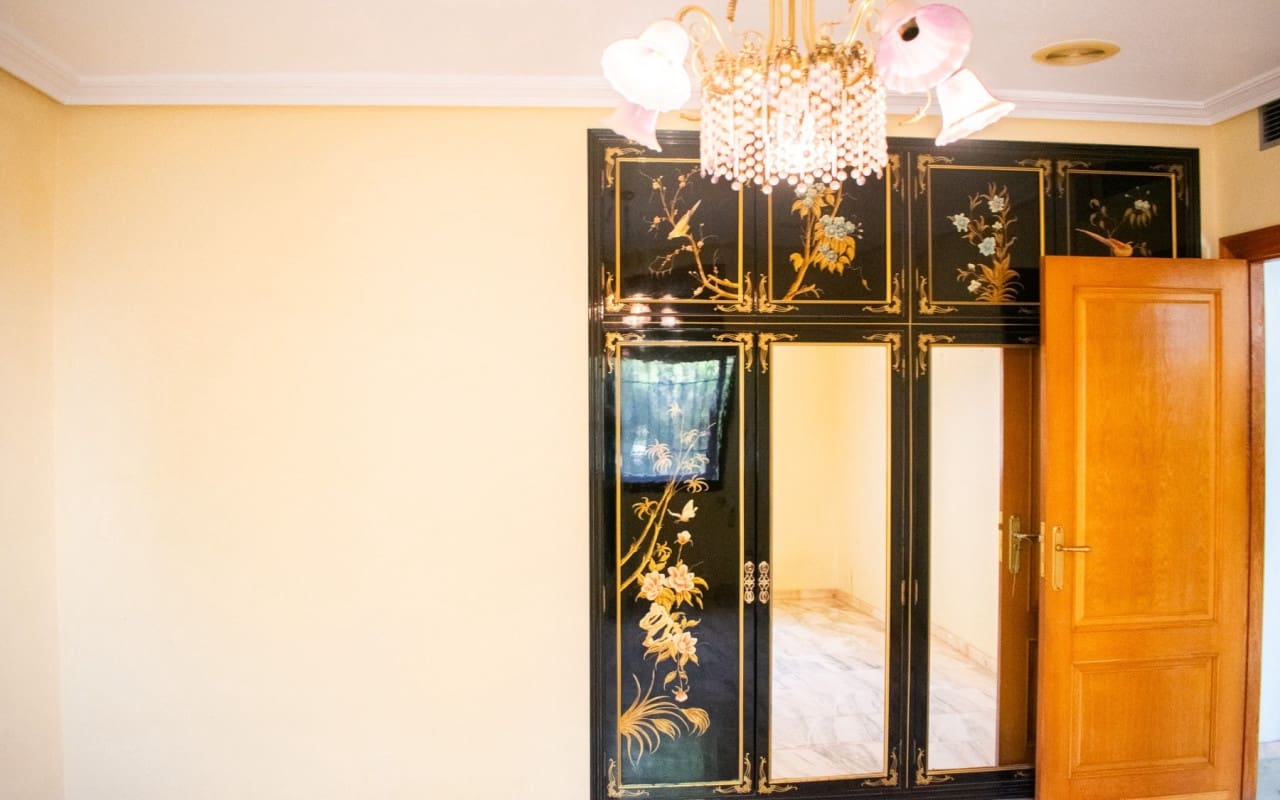 Chalet de 5 habitaciones en Llano de Brujas en venta - 726.000 € (Ref: 9805148)