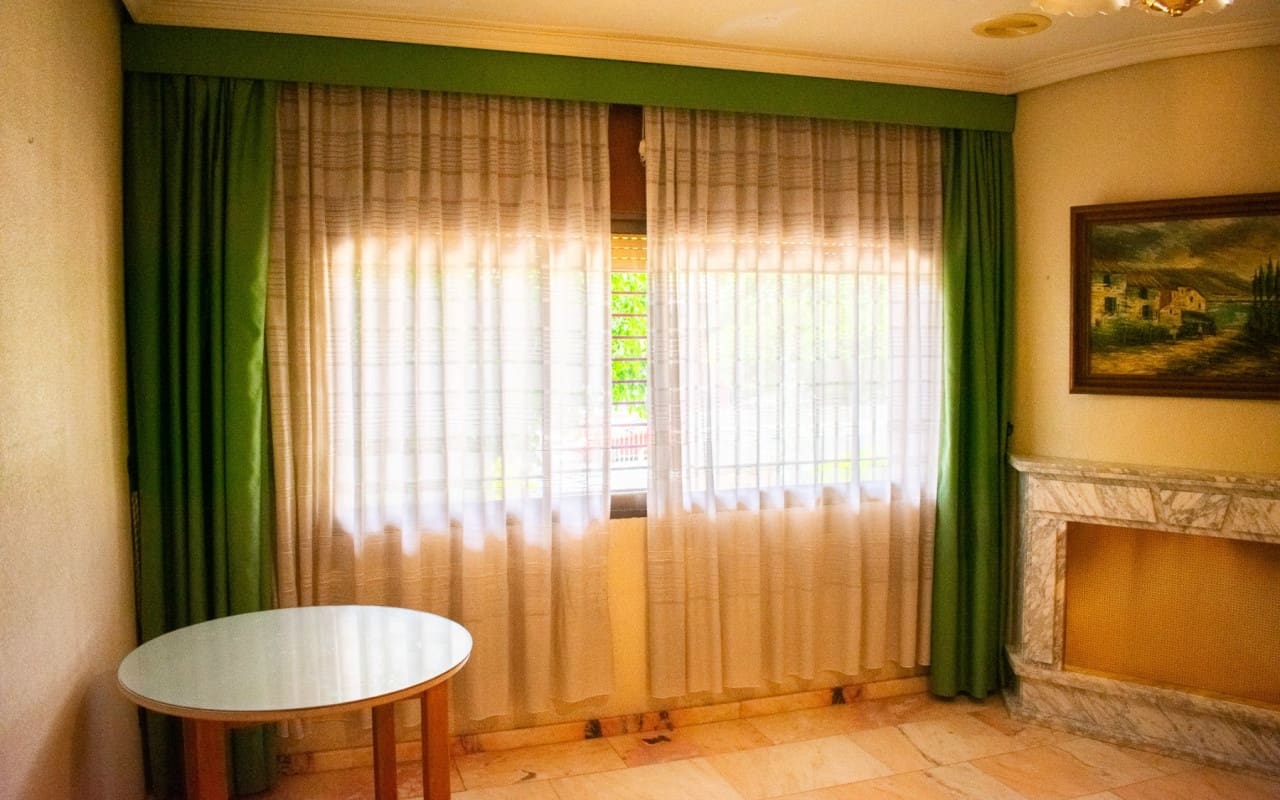 Chalet de 5 habitaciones en Llano de Brujas en venta - 726.000 € (Ref: 9805148)