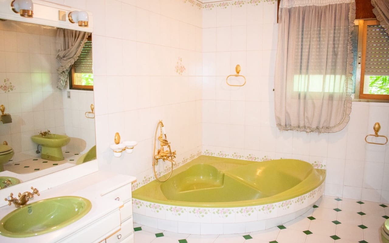 Chalet de 5 habitaciones en Llano de Brujas en venta - 726.000 € (Ref: 9805148)