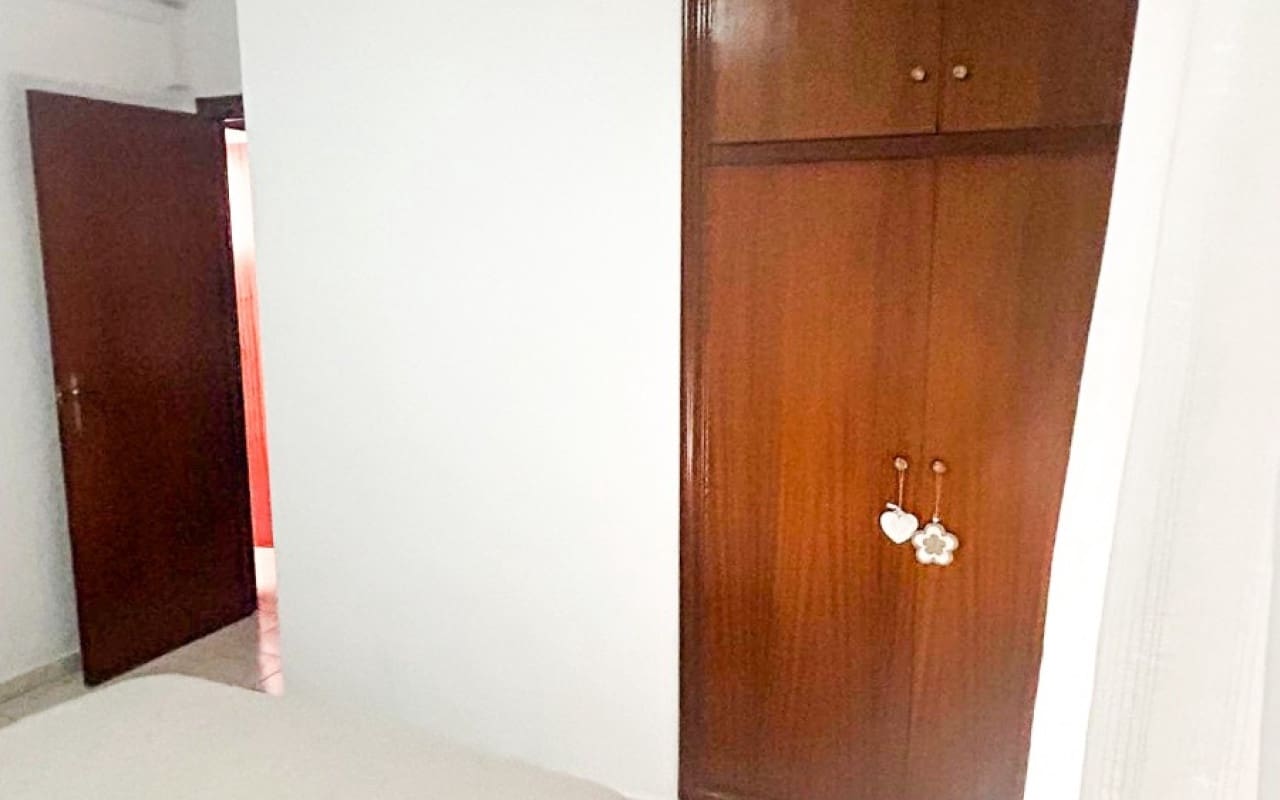 Casa de 3 habitaciones en Torrevieja en venta - 230.500 € (Ref: 9805149)