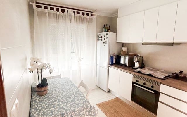 Casa de 3 habitaciones en Centro, Torrevieja en venta - 230.500 € (Ref: 9805149)