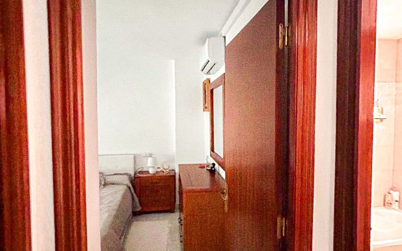 Casa de 3 habitaciones en Torrevieja en venta - 230.500 € (Ref: 9805149)