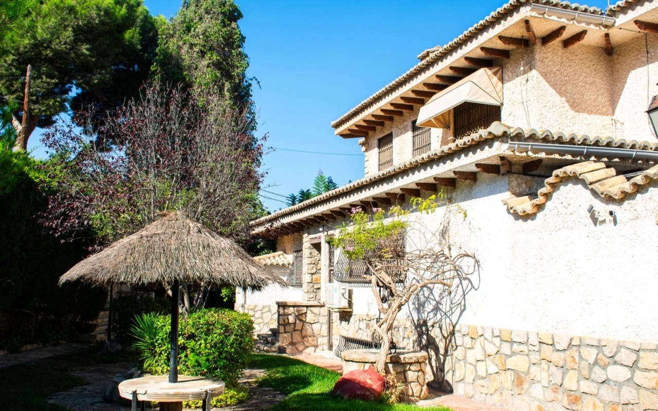 6 sypialnia Willa na sprzedaż w Miasto Alicante / Alacant z basenem - 1 600 000 € (Ref: 9805153)