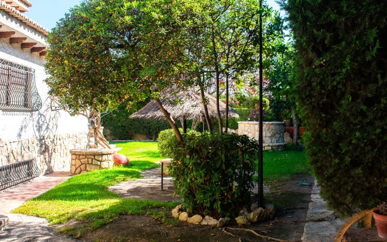 6 sypialnia Willa na sprzedaż w Miasto Alicante / Alacant z basenem - 1 600 000 € (Ref: 9805153)