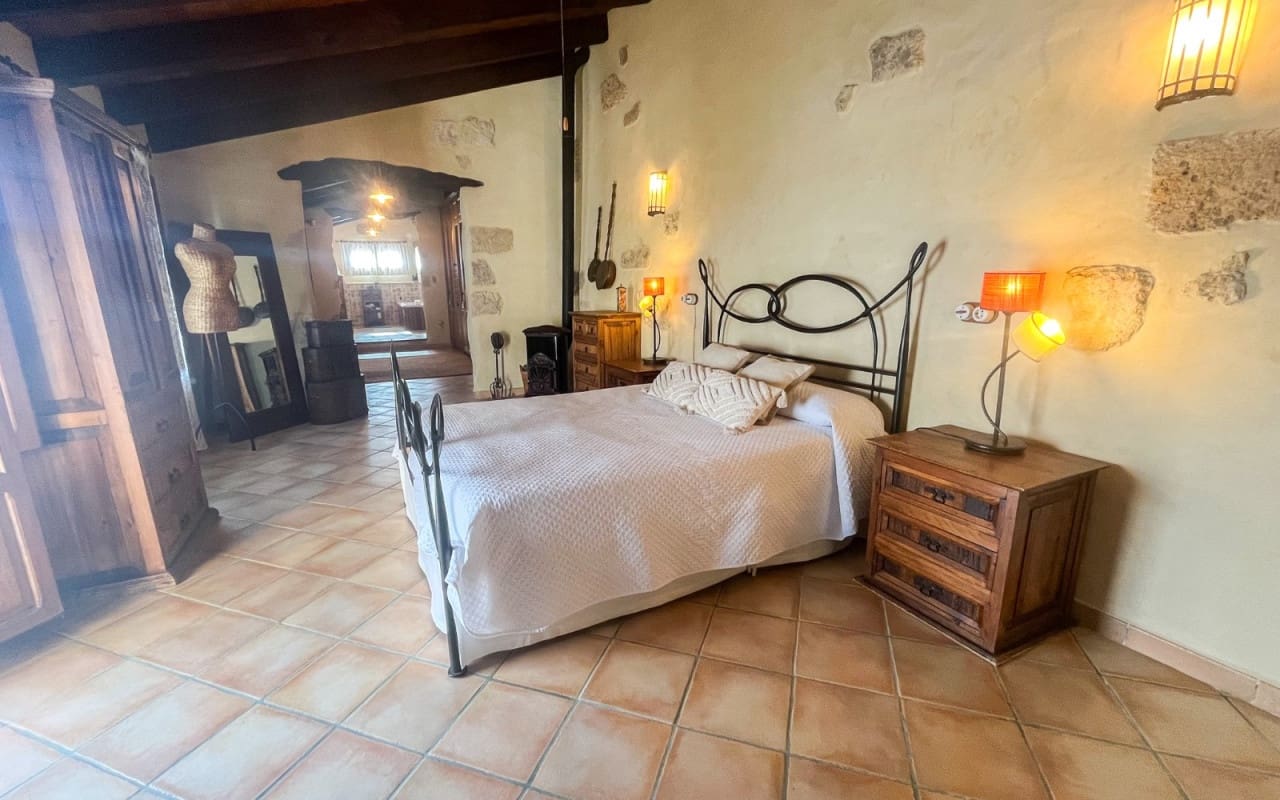 7 slaapkamer Halfvrijstaande villa te koop in Javea / Xabia met zwembad - € 1.800.000 (Ref: 9805155)