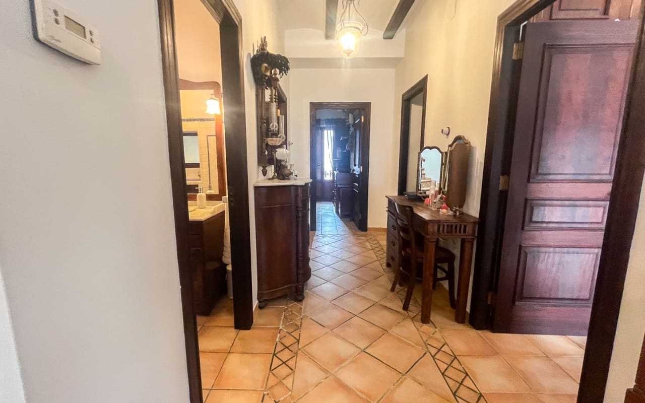 7 slaapkamer Halfvrijstaande villa te koop in Javea / Xabia met zwembad - € 1.800.000 (Ref: 9805155)