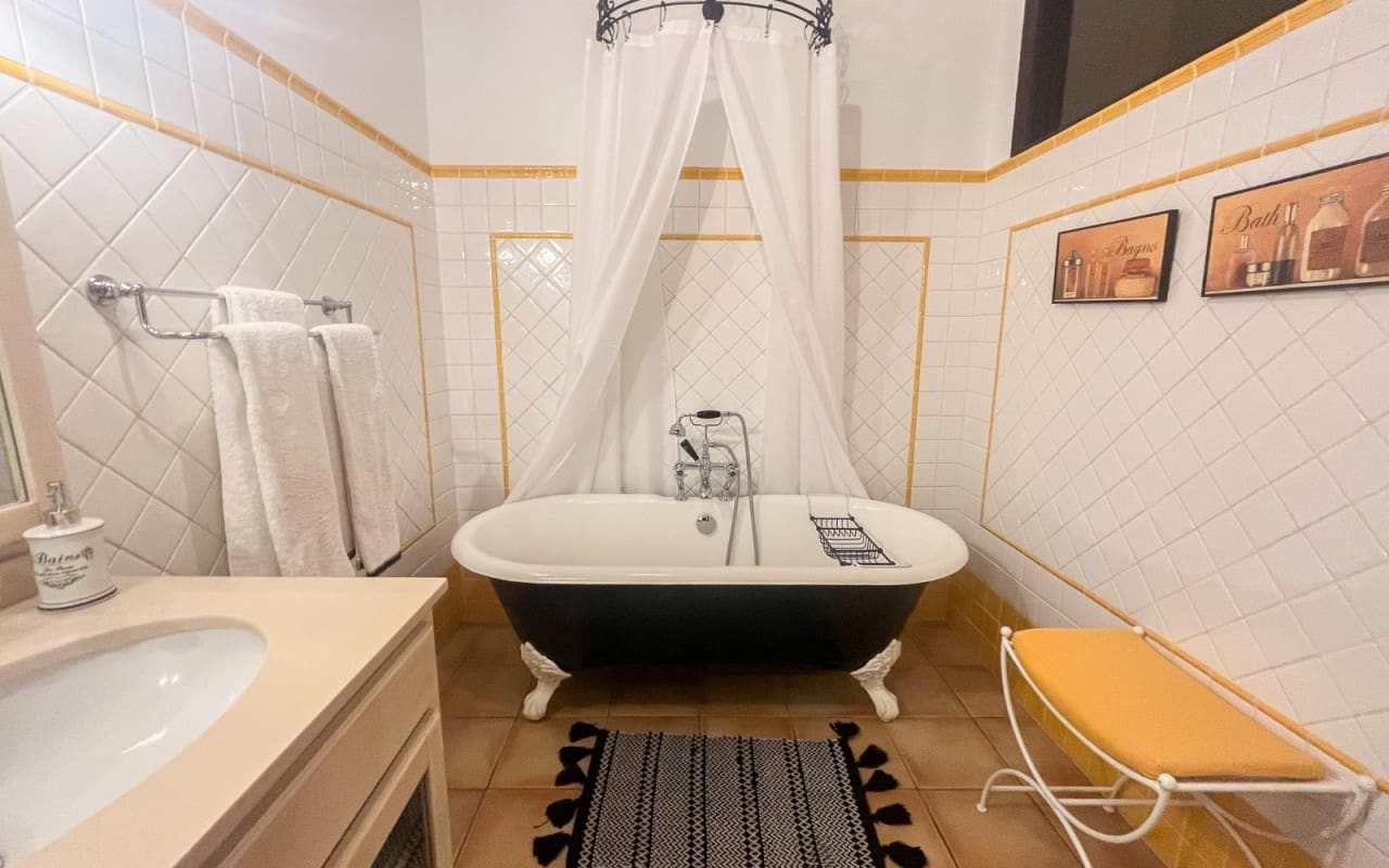 7 slaapkamer Halfvrijstaande villa te koop in Javea / Xabia met zwembad - € 1.800.000 (Ref: 9805155)