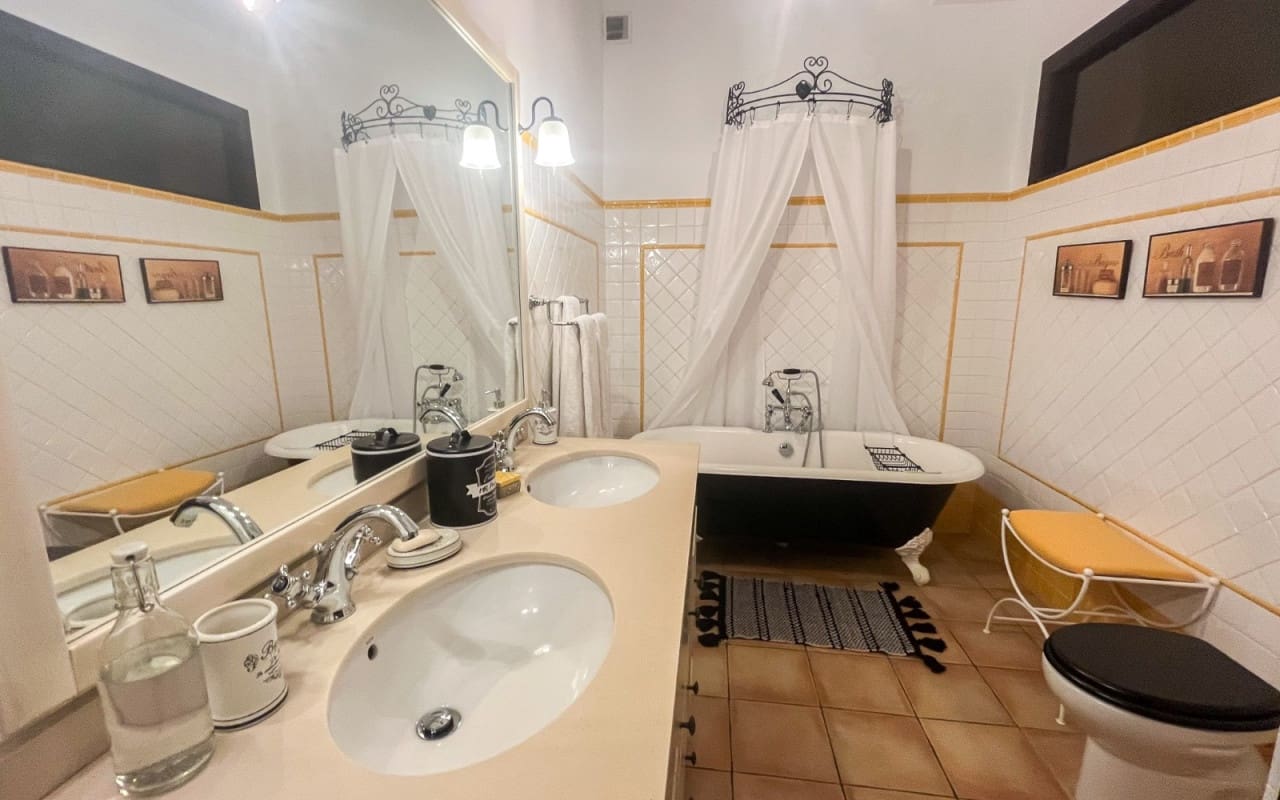 7 slaapkamer Halfvrijstaande villa te koop in Javea / Xabia met zwembad - € 1.800.000 (Ref: 9805155)