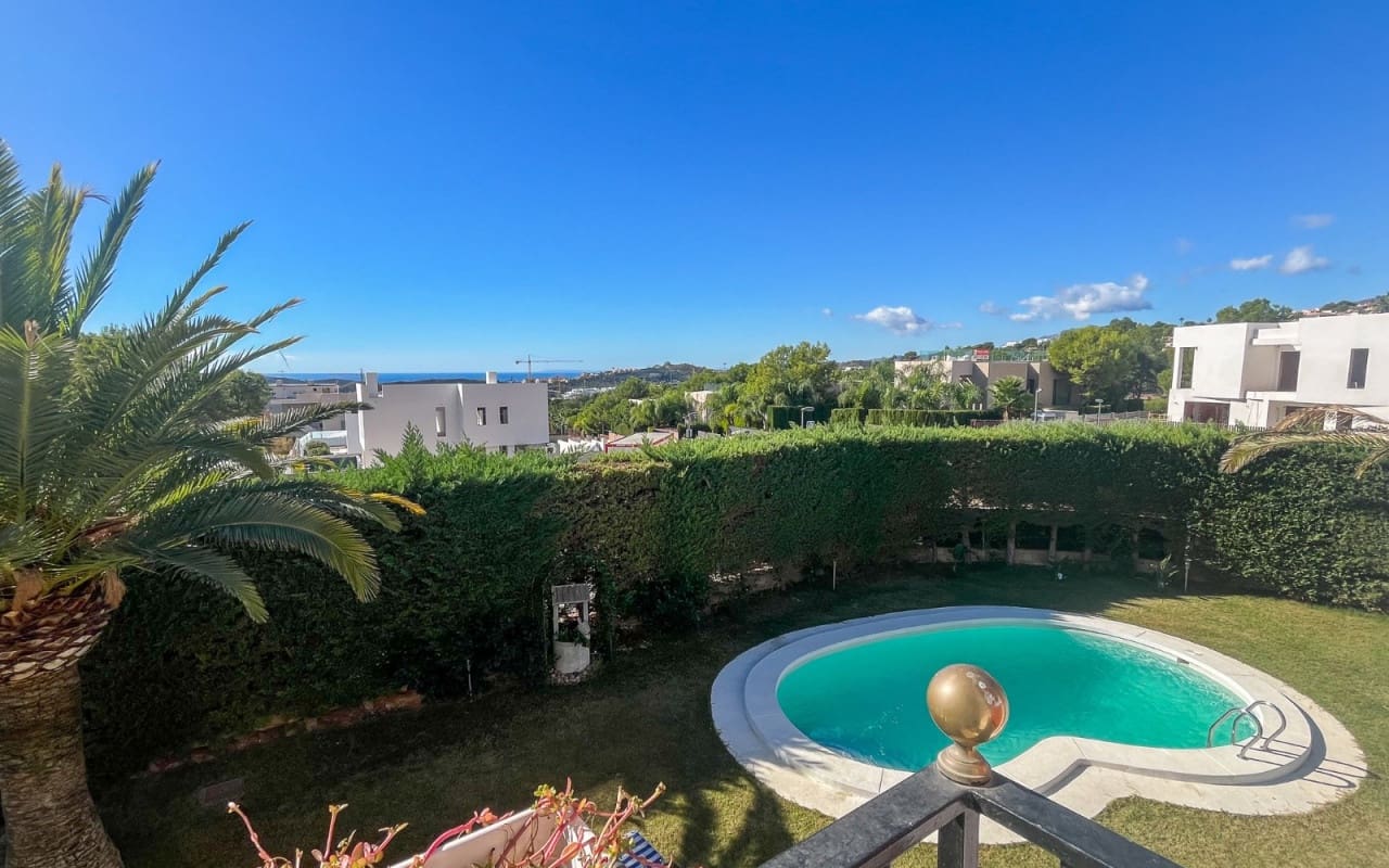 4 Zimmer Villa zu verkaufen in Finestrat mit Pool - 1.050.000 € (Ref: 9805156)