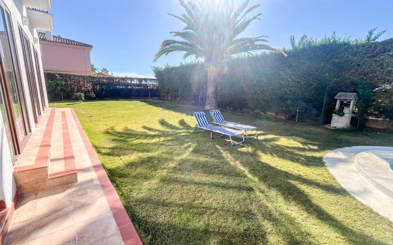 4 Zimmer Villa zu verkaufen in Finestrat mit Pool - 1.050.000 € (Ref: 9805156)