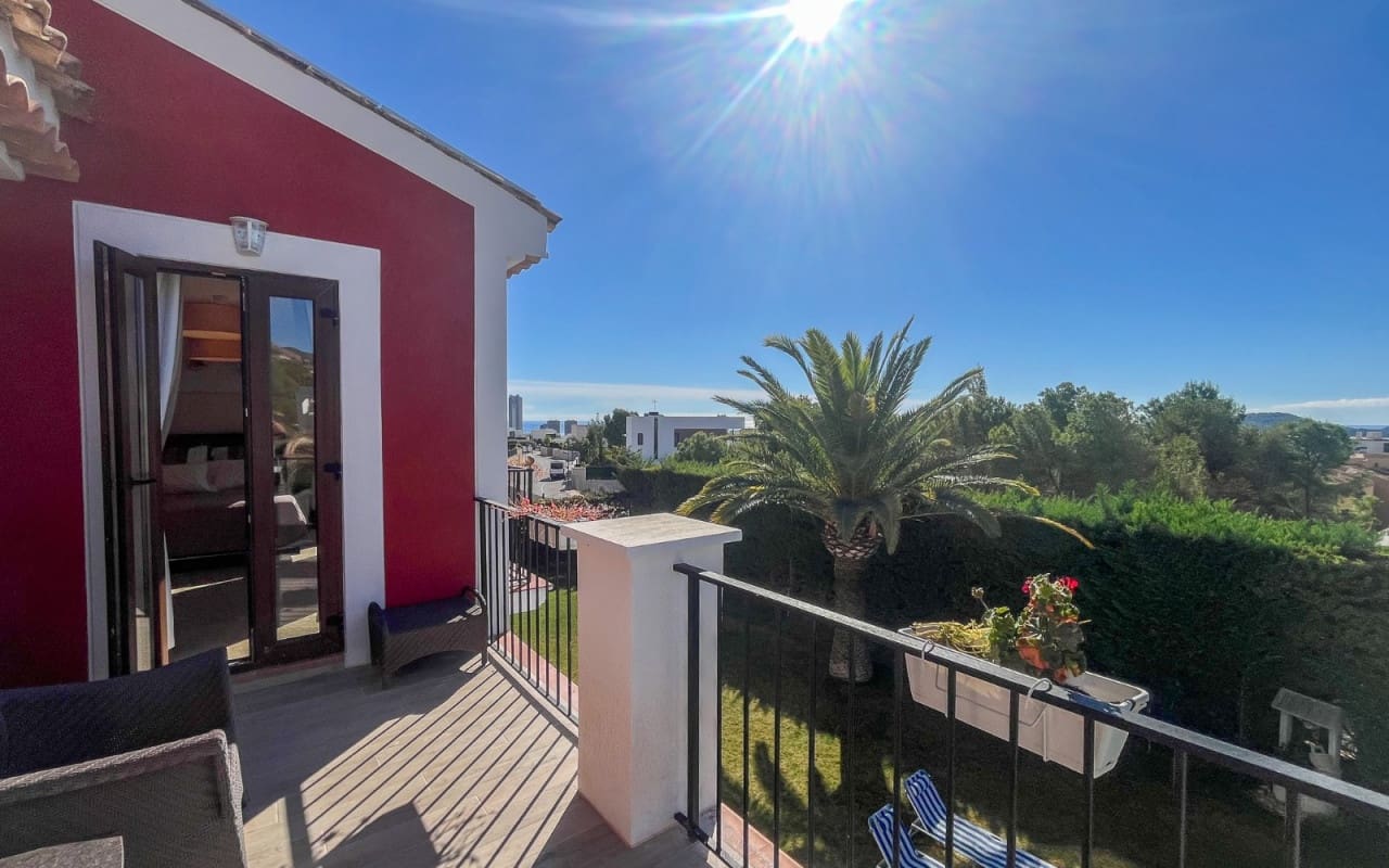 4 Zimmer Villa zu verkaufen in Finestrat mit Pool - 1.050.000 € (Ref: 9805156)