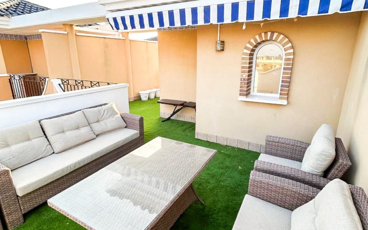 3 sovrum Radhus till salu i Torre de la Horadada med pool - 383 300 € (Ref: 9805158)