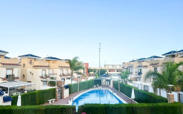 3 sovrum Radhus till salu i Torre de la Horadada, Pilar de la Horadada med pool - 383 300 € (Ref: 9805158)