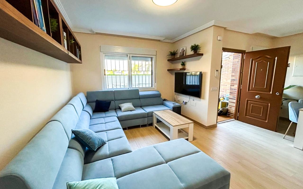 3 sovrum Radhus till salu i Torre de la Horadada med pool - 383 300 € (Ref: 9805158)