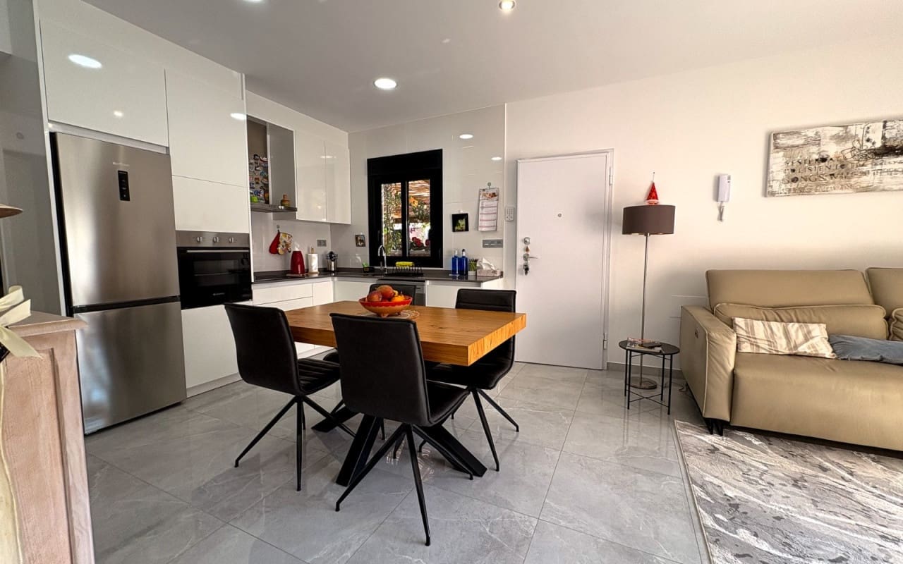 3 sypialnia Dom blizniak na sprzedaż w San Pedro del Pinatar z basenem - 420 000 € (Ref: 9805160)