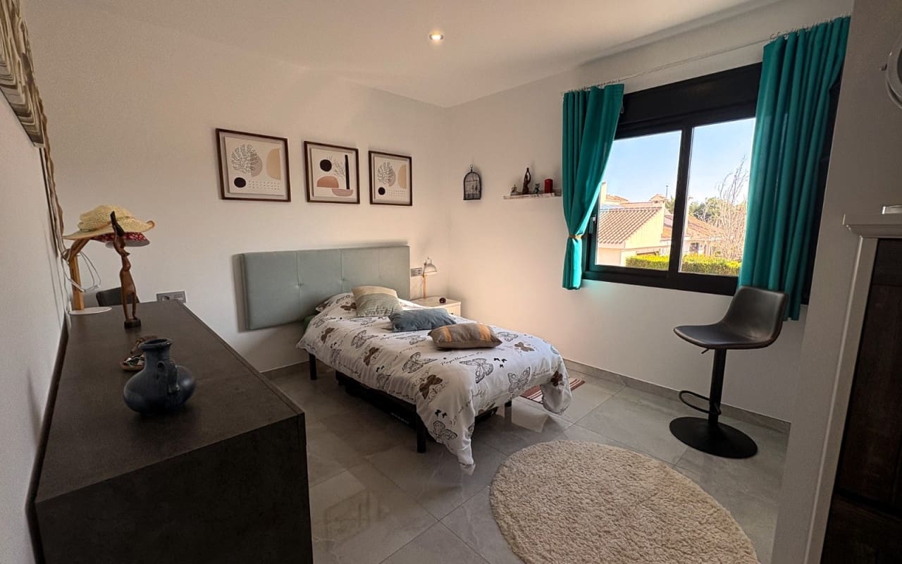 3 sypialnia Dom blizniak na sprzedaż w San Pedro del Pinatar z basenem - 420 000 € (Ref: 9805160)