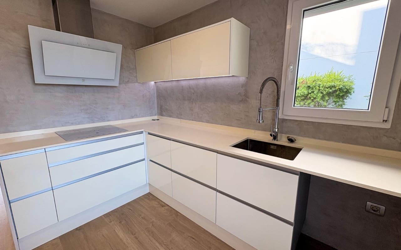 3 sypialnia Dom blizniak na sprzedaż w Ciudad Quesada z basenem - 540 000 € (Ref: 9805161)