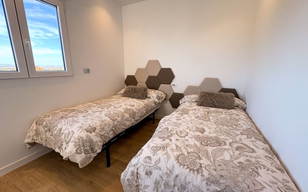 3 sypialnia Dom blizniak na sprzedaż w Ciudad Quesada z basenem - 540 000 € (Ref: 9805161)