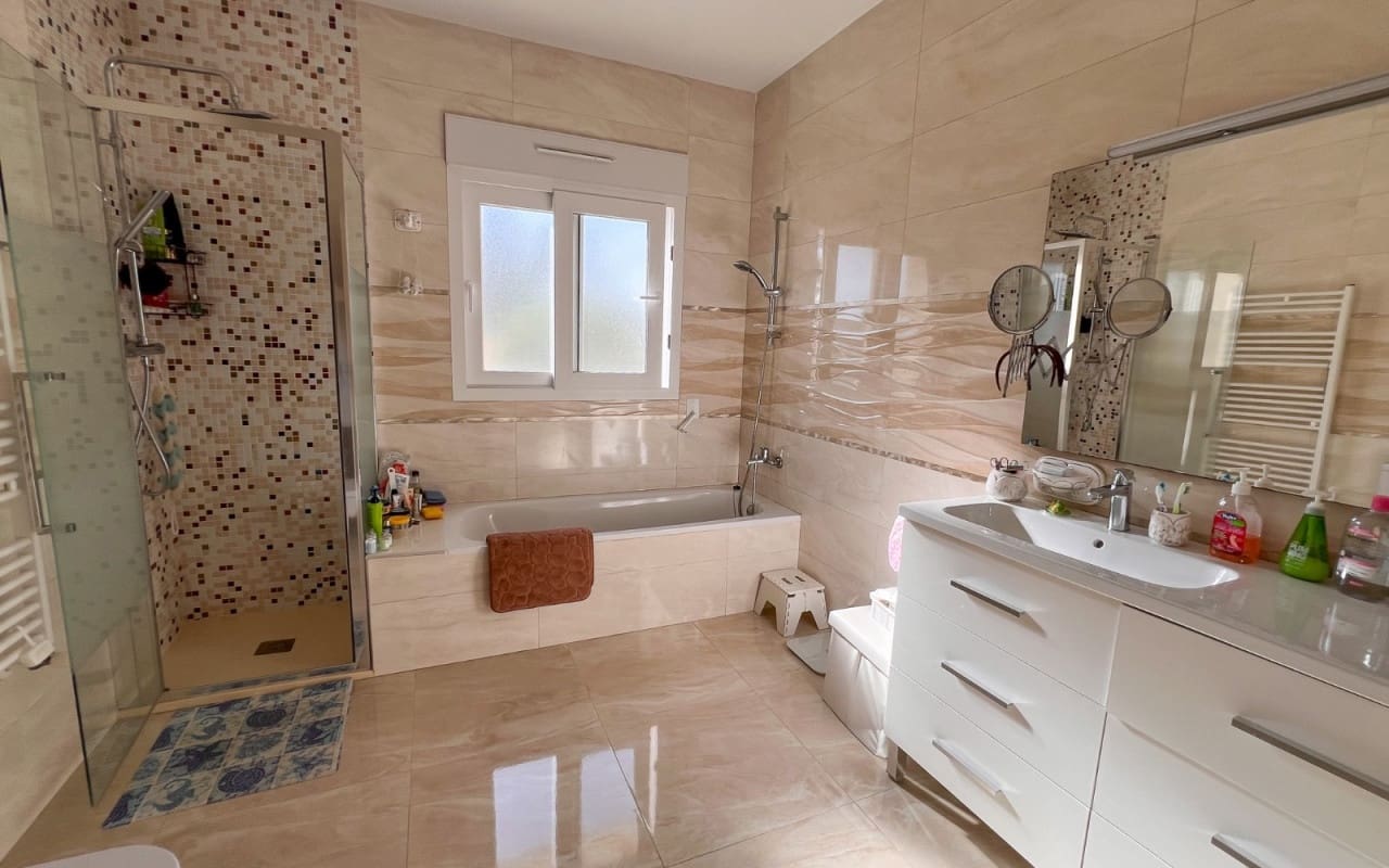 11 bedroom Villa for sale in Orihuela Costa with pool - € 1,800,000 (Ref: 9805162)