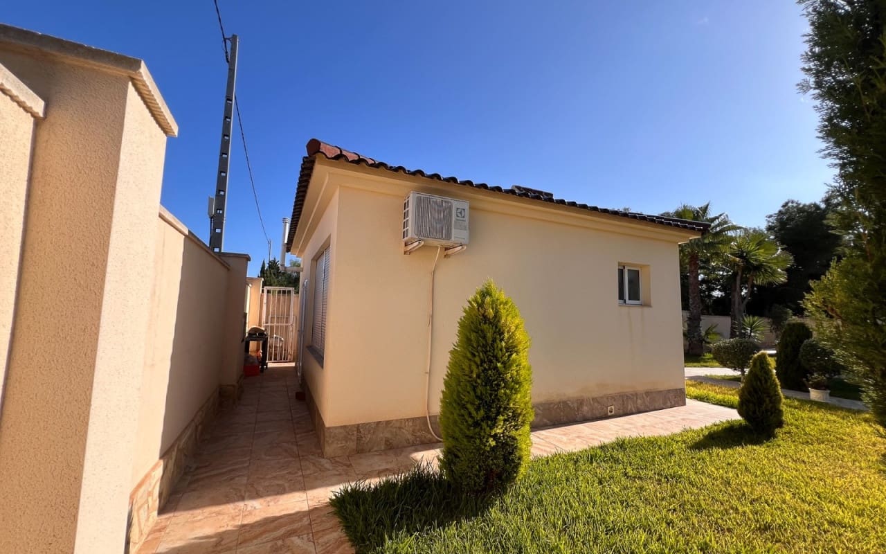 11 bedroom Villa for sale in Orihuela Costa with pool - € 1,800,000 (Ref: 9805162)