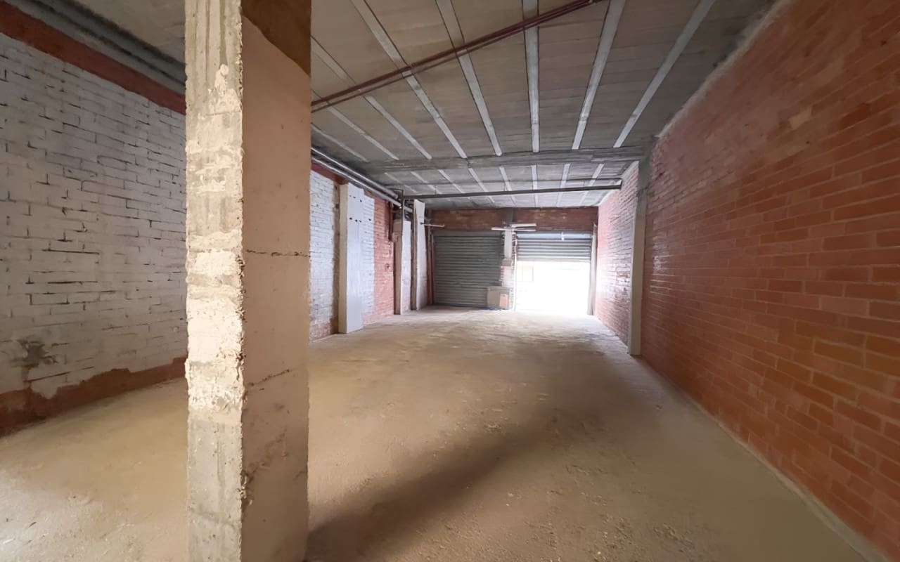 Komercyjne na sprzedaż w Guardamar del Segura - 190 000 € (Ref: 9805163)