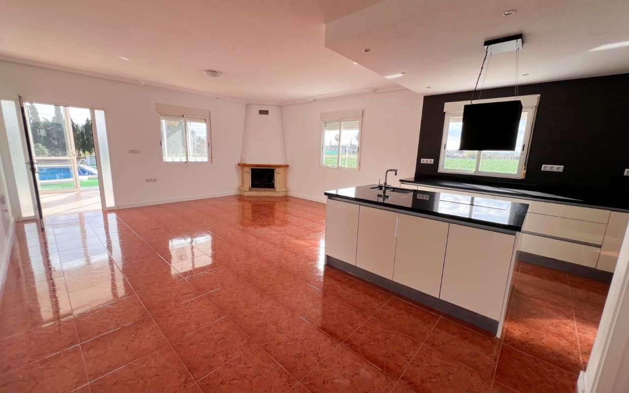 4 bedroom Villa for sale in Dolores with pool - € 529,000 (Ref: 9805164)