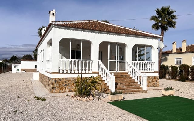 4 bedroom Villa for sale in Dolores with pool - € 529,000 (Ref: 9805164)