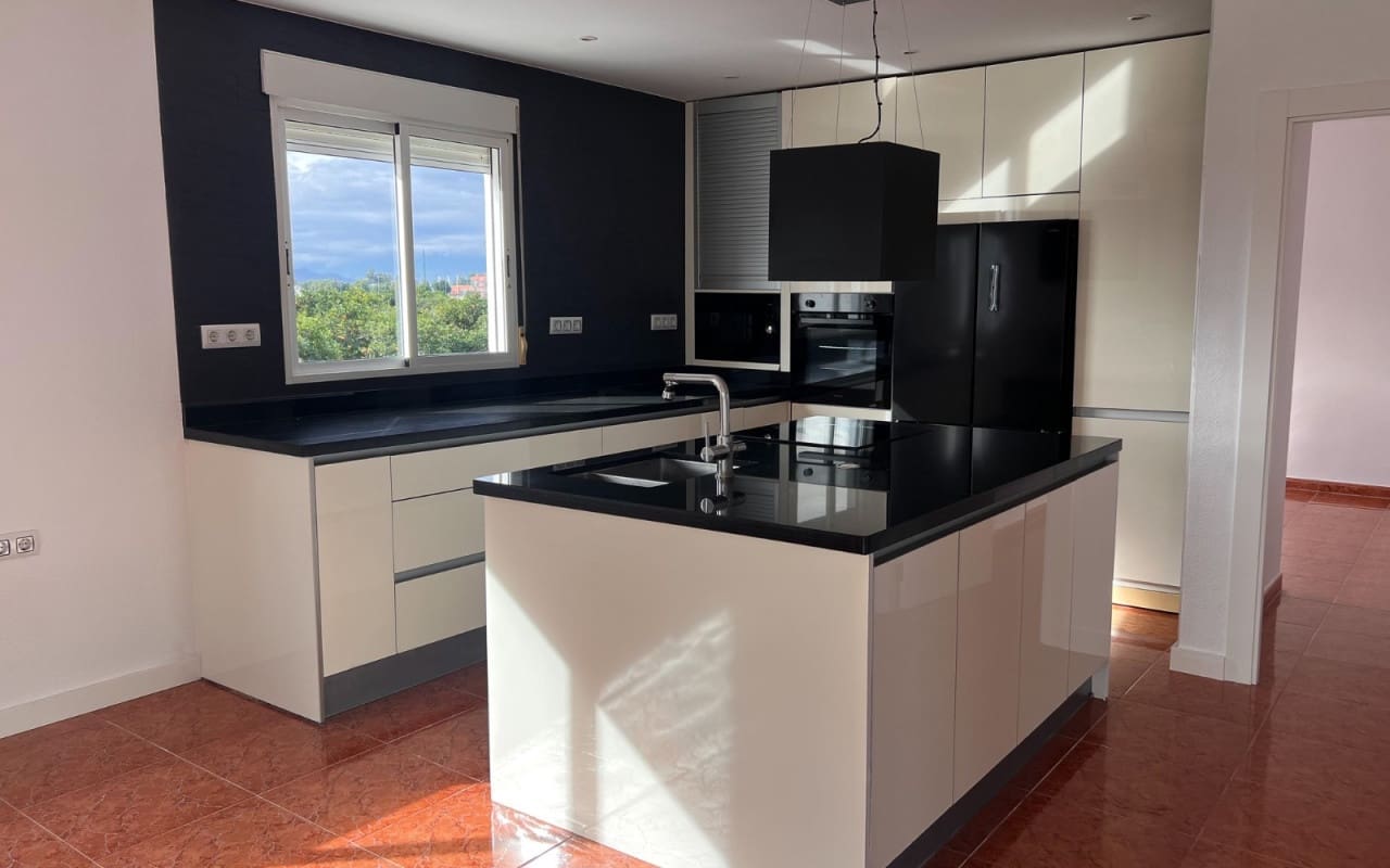 4 bedroom Villa for sale in Dolores with pool - € 529,000 (Ref: 9805164)