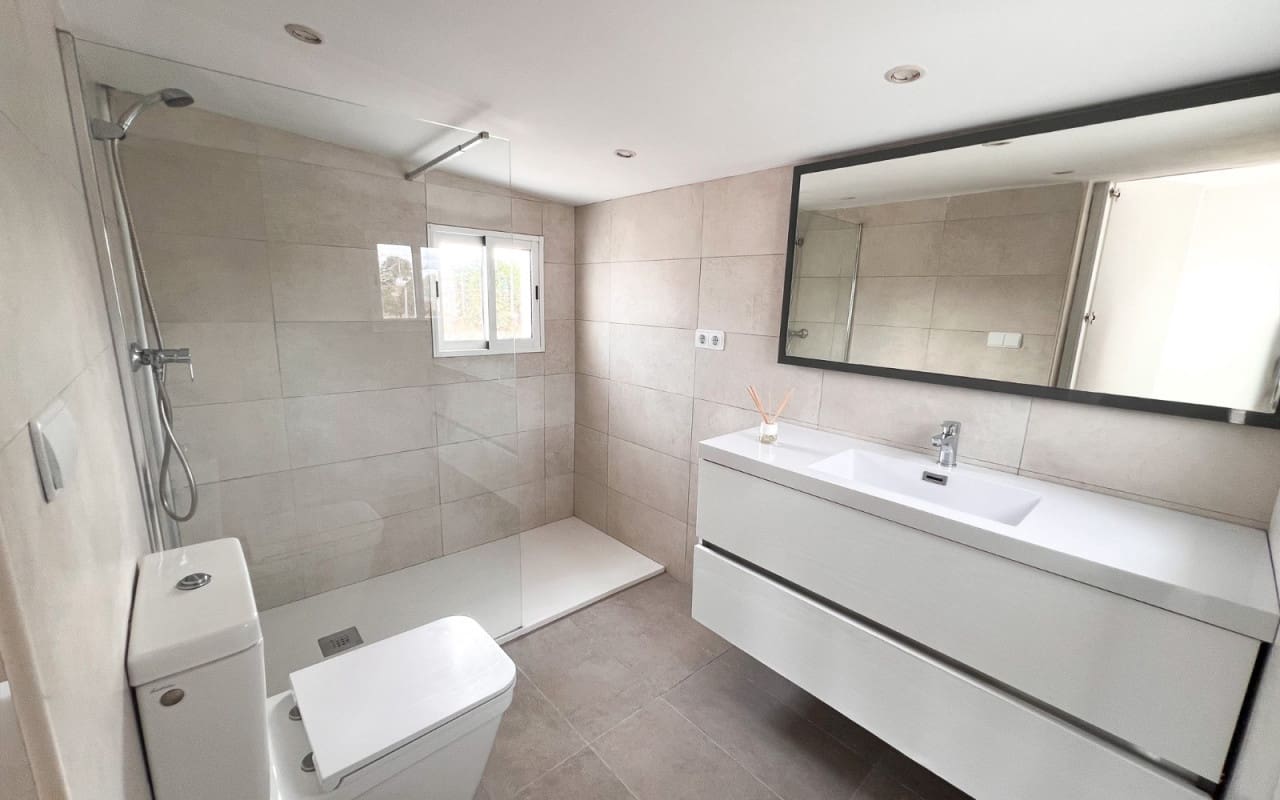 4 bedroom Villa for sale in Dolores with pool - € 529,000 (Ref: 9805164)