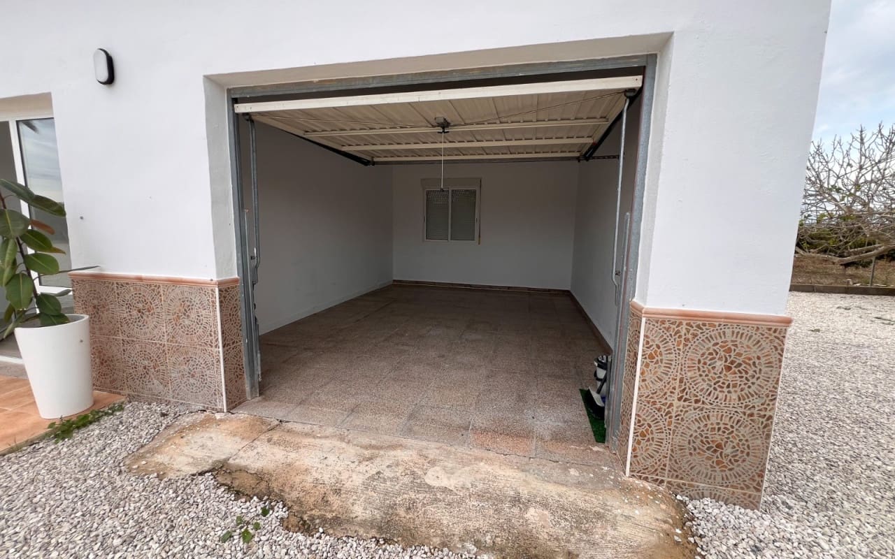 4 bedroom Villa for sale in Dolores with pool - € 529,000 (Ref: 9805164)