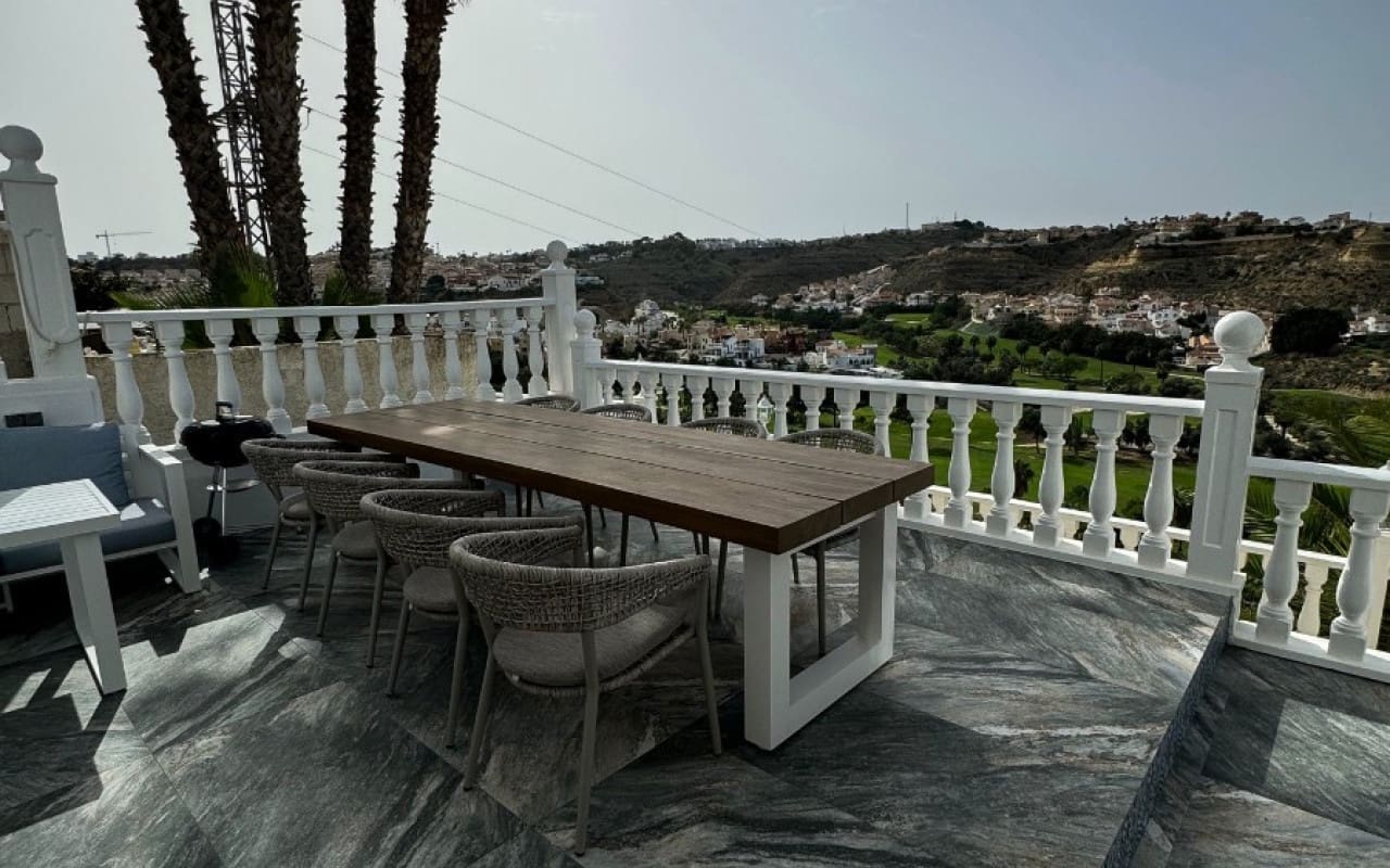 8 soverom Villa til salgs i Ciudad Quesada med svømmebasseng - € 1 499 999 (Ref: 9805165)