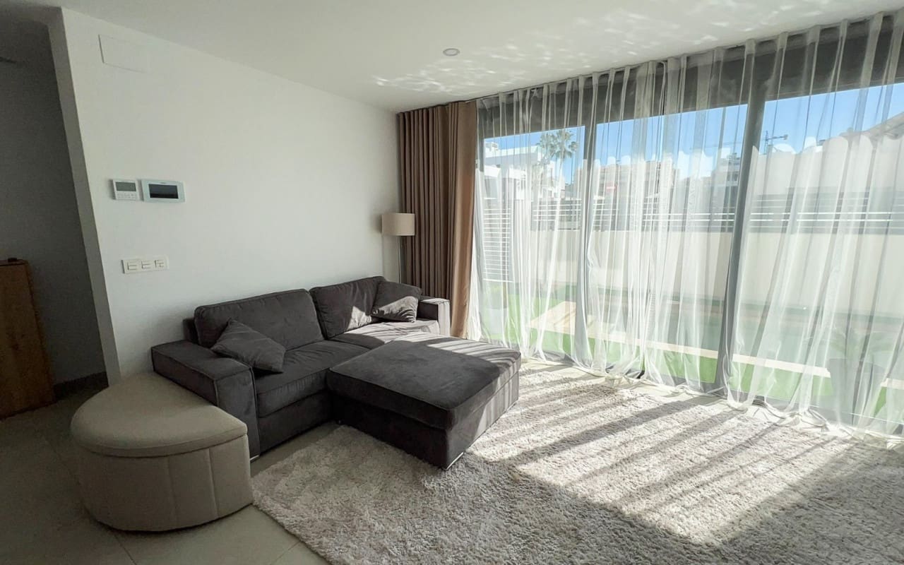 2 soverom Villa til salgs i Benijofar med svømmebasseng - € 300 000 (Ref: 9805166)