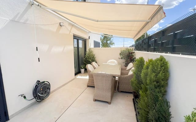 2 soverom Villa til salgs i Benijófar med svømmebasseng - € 300 000 (Ref: 9805166)