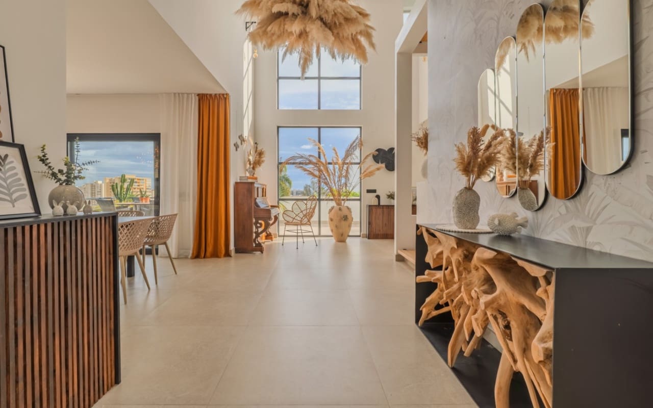 7 Zimmer Villa zu verkaufen in Cabo de las Huertas mit Pool - 2.900.000 € (Ref: 9805167)