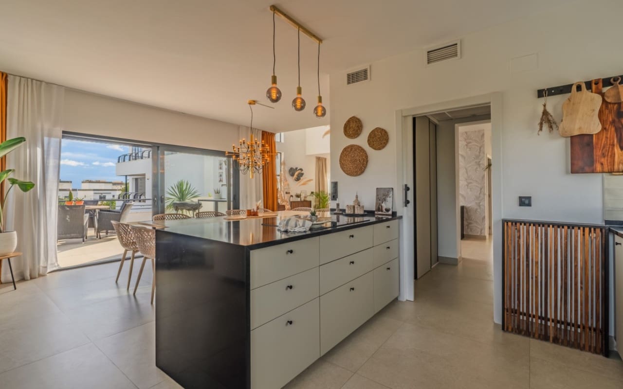 7 Zimmer Villa zu verkaufen in Cabo de las Huertas mit Pool - 2.900.000 € (Ref: 9805167)