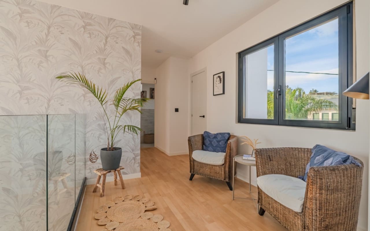 7 Zimmer Villa zu verkaufen in Cabo de las Huertas mit Pool - 2.900.000 € (Ref: 9805167)