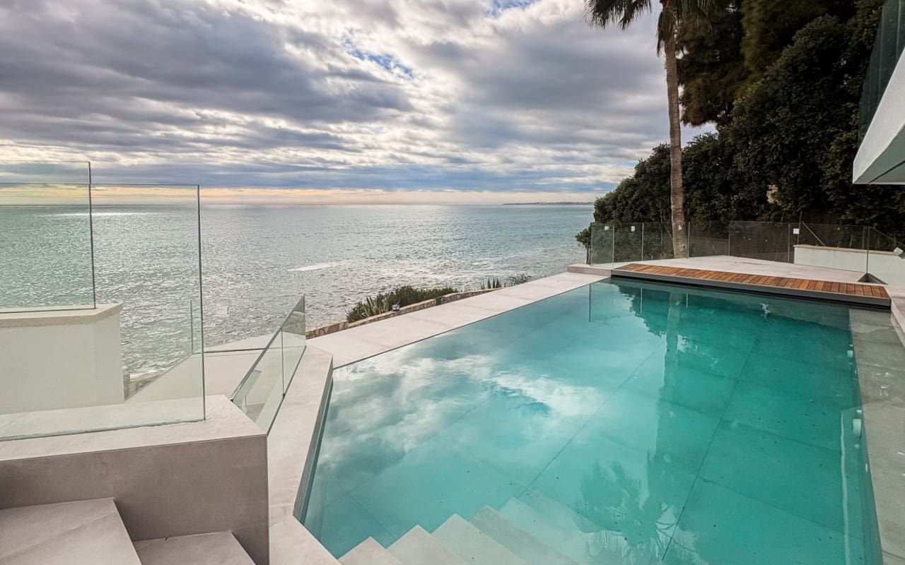 Chalet de 5 habitaciones en Coveta Fuma en venta con piscina - 2.700.000 € (Ref: 9805168)