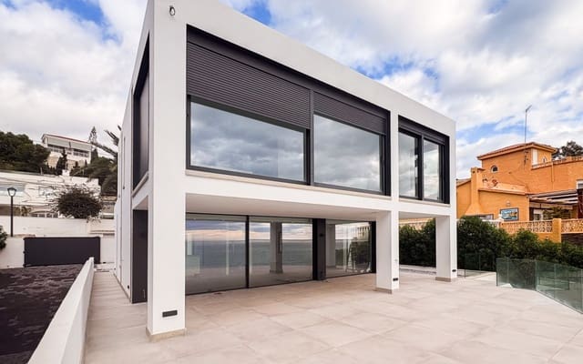 Chalet de 5 habitaciones en Coveta Fuma, El Campello en venta con piscina - 2.700.000 € (Ref: 9805168)