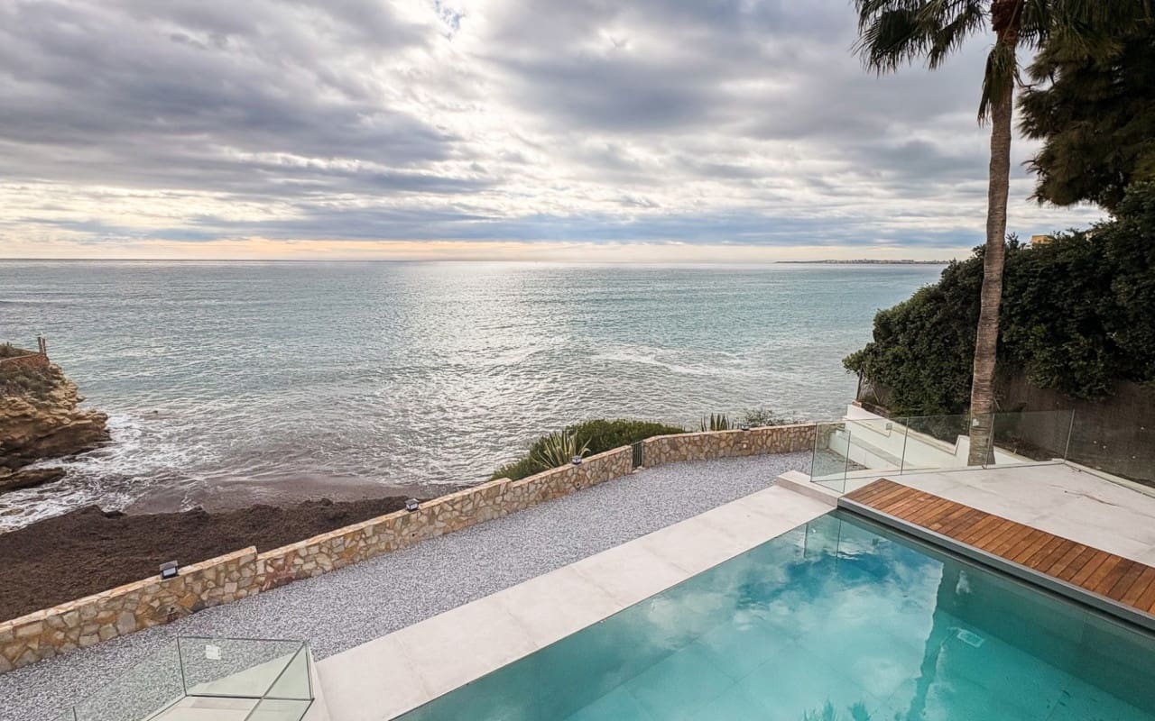 Chalet de 5 habitaciones en Coveta Fuma en venta con piscina - 2.700.000 € (Ref: 9805168)