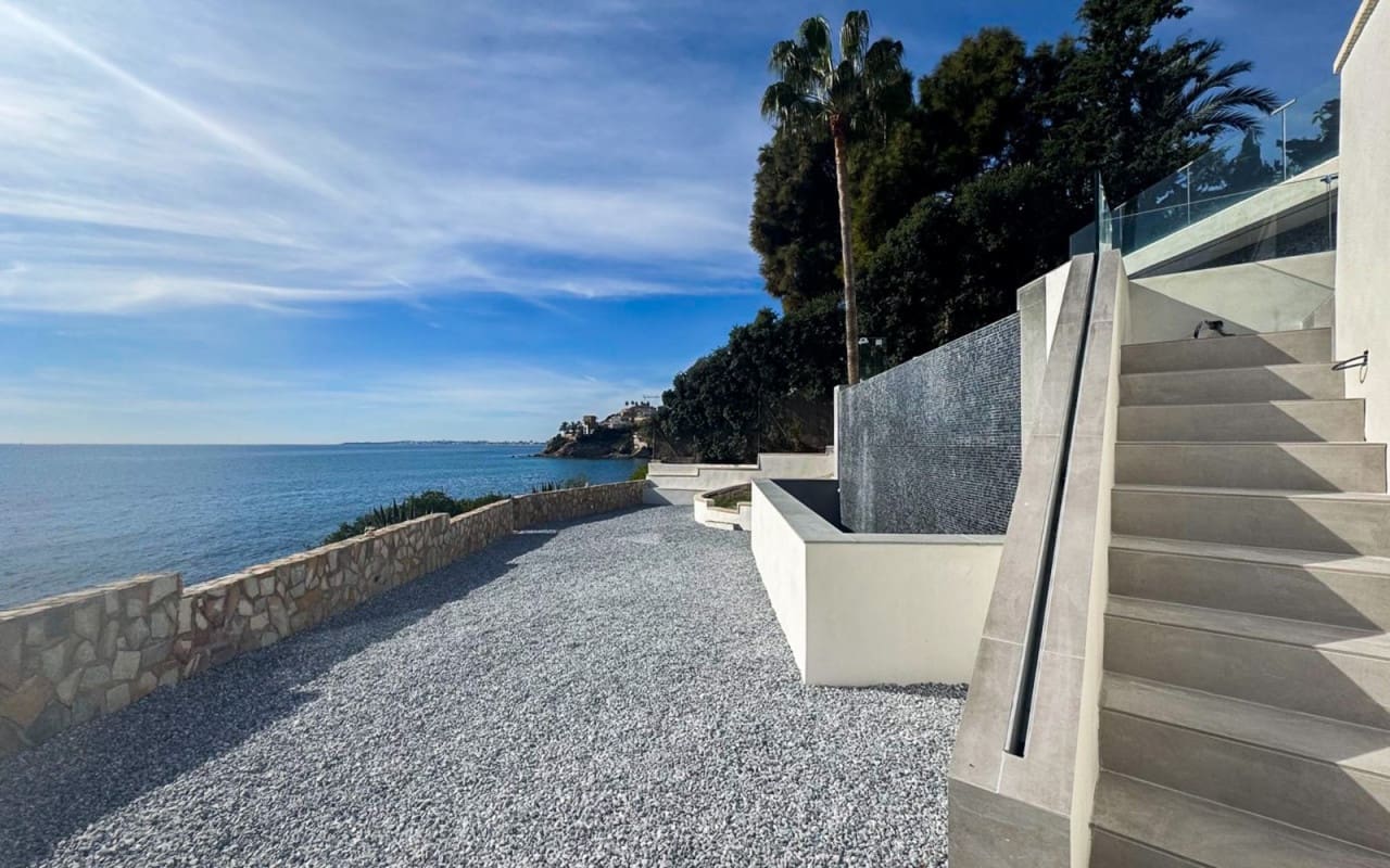 Chalet de 5 habitaciones en Coveta Fuma en venta con piscina - 2.700.000 € (Ref: 9805168)