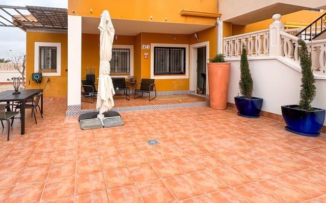 Casa de 3 habitaciones en Arenales del Sol, Elche / Elx en venta con piscina - 378.000 € (Ref: 9805169)