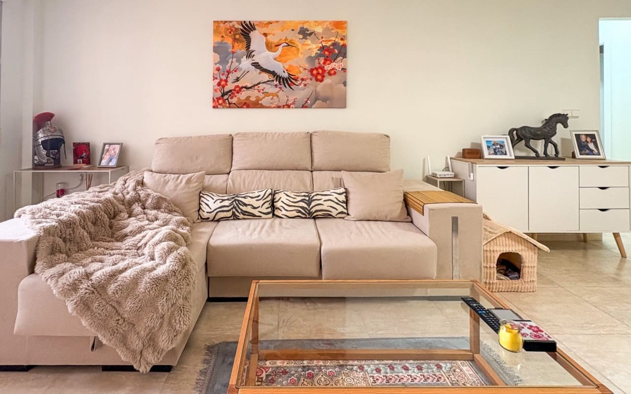 Casa de 3 habitaciones en Arenales del Sol en venta con piscina - 378.000 € (Ref: 9805169)