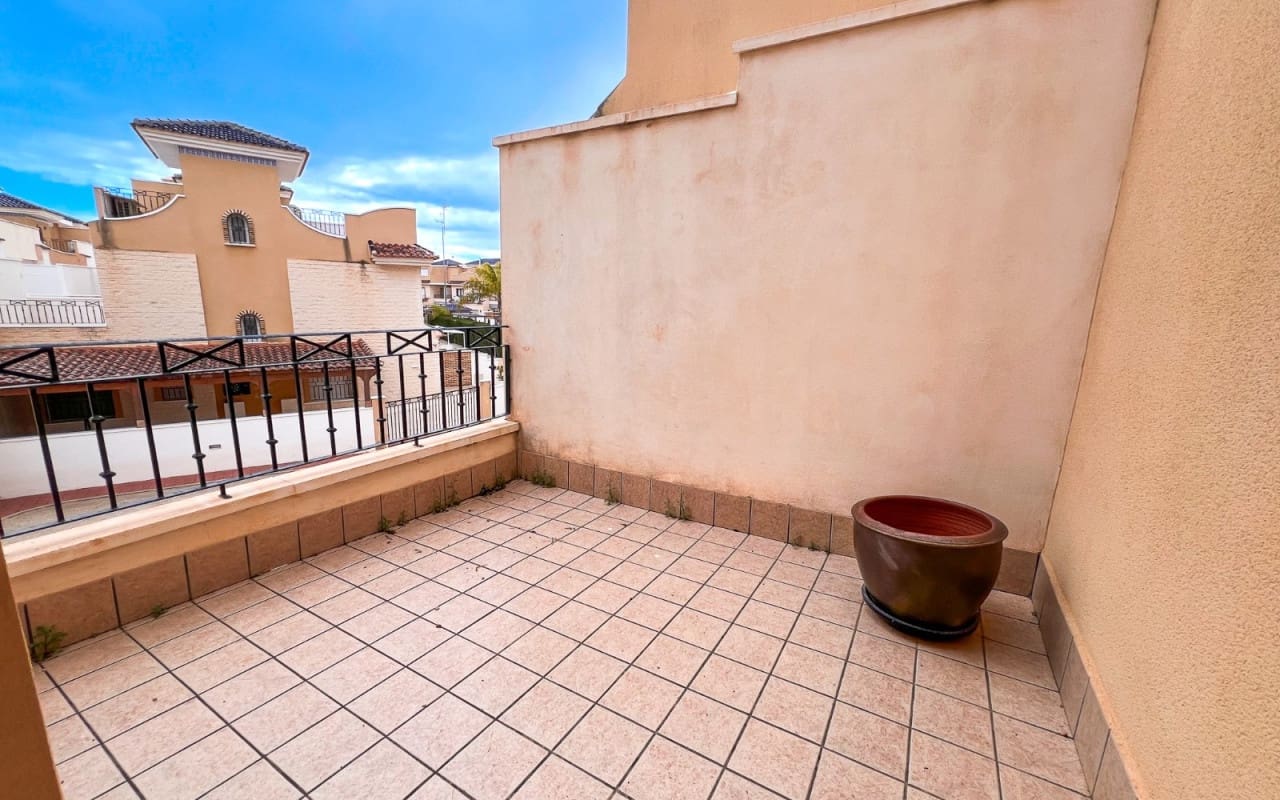 3 sypialnia Dom szeregowy na sprzedaż w Pilar de la Horadada z basenem - 369 000 € (Ref: 9805171)