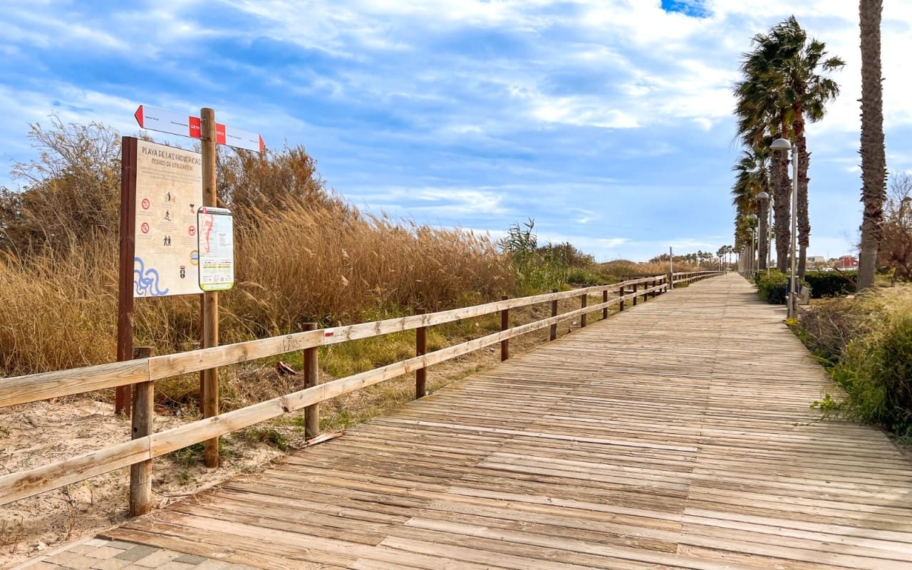 3 sypialnia Dom szeregowy na sprzedaż w Pilar de la Horadada z basenem - 369 000 € (Ref: 9805171)