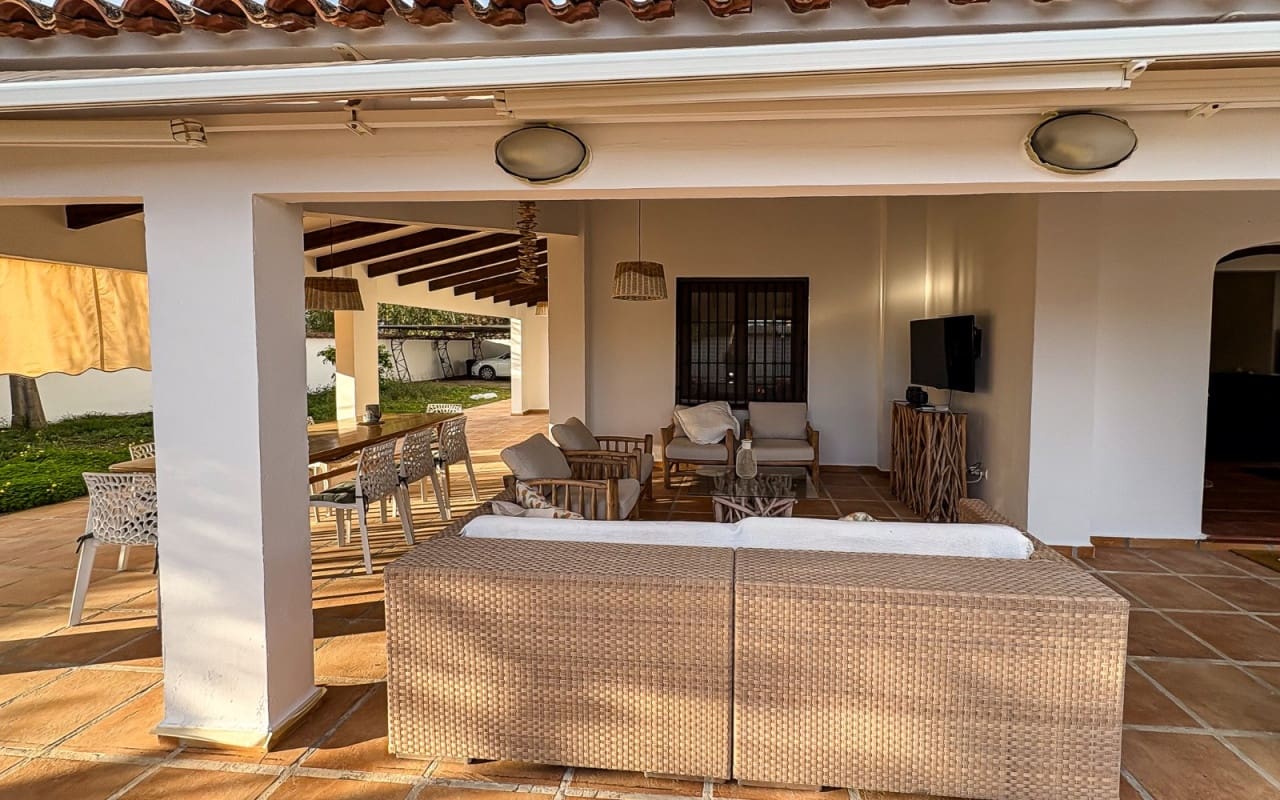 4 camera da letto Villa in vendita in Santa Pola con piscina - 849.000 € (Rif: 9805172)