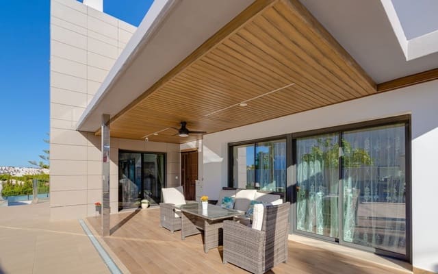 4 soverom Villa til salgs i Orihuela Costa, Orihuela med svømmebasseng - € 1 275 000 (Ref: 9805173)