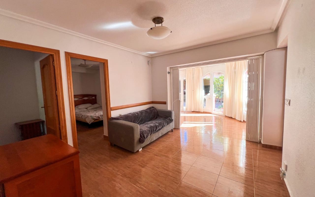 6 soveværelse Byhus til salg i Los Balcones med swimmingpool - € 480.000 (Ref: 9805174)