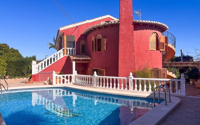 6 soveværelse Byhus til salg i Los Balcones med swimmingpool - € 480.000 (Ref: 9805174)