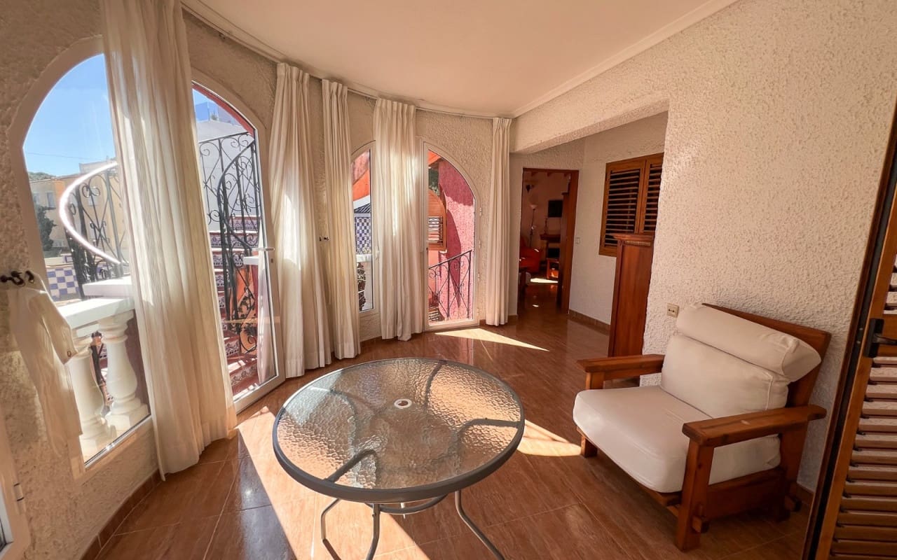 6 soveværelse Byhus til salg i Los Balcones med swimmingpool - € 480.000 (Ref: 9805174)